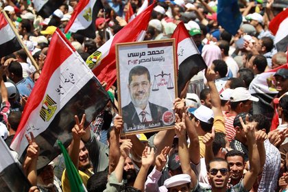 Mısır'da seçimleri Muhammed Mursi kazandı