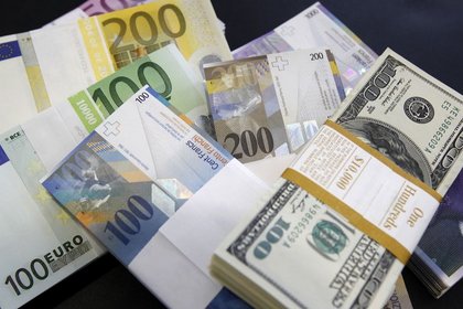 Euro/dolar paritesi 1,25'e geriledi