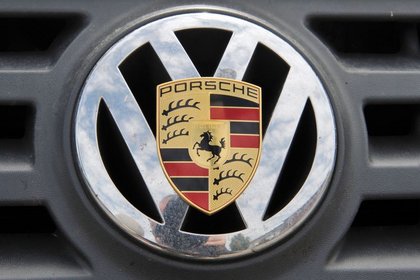 Volkswagen, Porsche'nin tamamını alıyor
