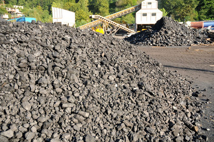 Taş kömürü üretimindeki düşüş sürüyor