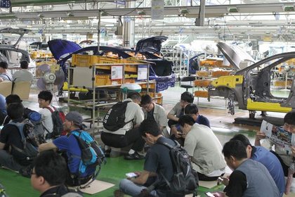 Güney Kore'de sanayi üretimi düştü
