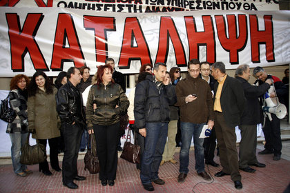 Yunanistan'da işsizlik rekor kırıyor
