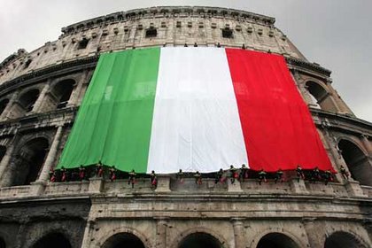 İtalya 2 yılın en ucuz borçlanmasını yaptı