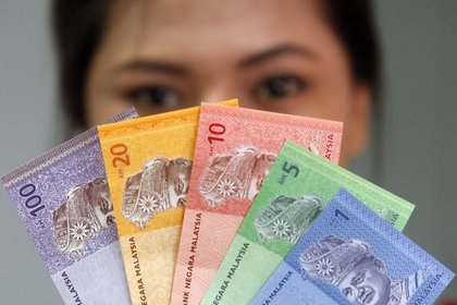 Ringgit Asya paralarını aşağı çekti