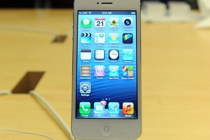 Apple 5 milyon iPhone 5 sattı