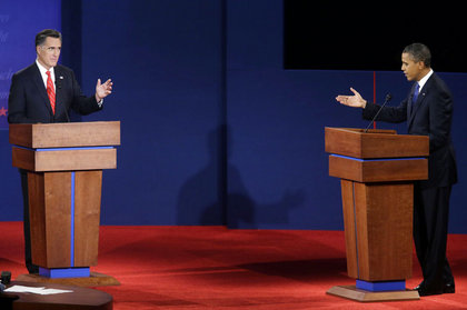 Obama ve Romney yüz yüze tartıştı