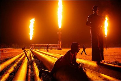 Shell, Nijerya'daki petrol boru hattını kapattı