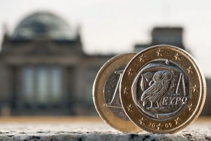 Euro geri adım attı