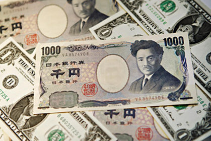 Teknik analiz: Dolar/Yen 19 aylık bandına sıkıştı