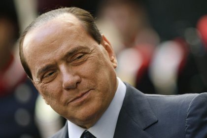 Berlusconi'nin geri dönüş hamlesi piyasaları sarstı