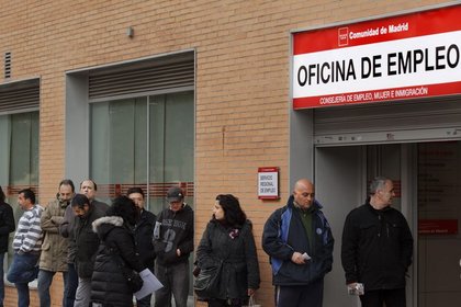 İspanya'da kriz 35 bin bankacıyı işinden etti