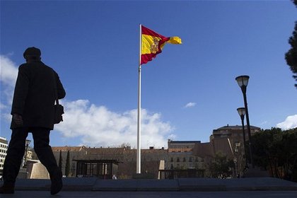 İspanya hedefinin üzerinde borçlandı