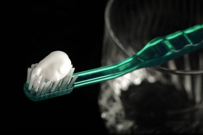 Türkiye'de 1 kişi 1 yılda 1 diş fırçası kullanıyor