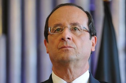 Hollande: G. Kıbrıs'ın durumu kendine özgü