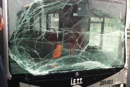İki metrobüs çarpıştı: 5 yaralı