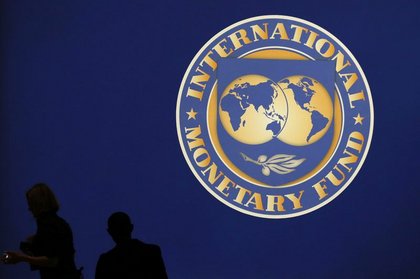 IMF, küresel büyüme tahminini düşürdü