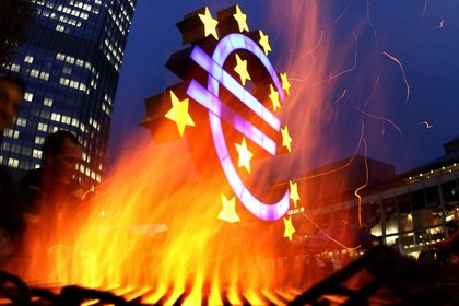 Euro Bölgesi tüketici güveni yükseldi