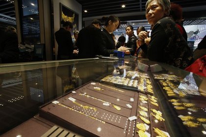 Çin'in altın alımı rekor seviyeye çıktı