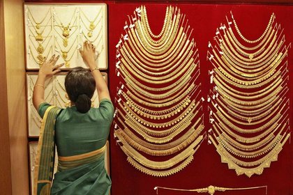 Hindistan altın ithalatına ek önlem getirebilir