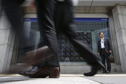 Kurumsal Japonya hisselerden uzaklaşıyor