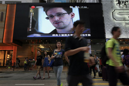 Eski CIA ajanı Snowden, 21 ülkeye sığınma talebinde bulundu