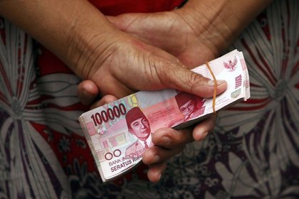 Endonezya'nın rekor cari açığı borsayı vurdu