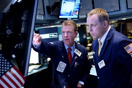 New York Borsası haftayı artıda kapadı