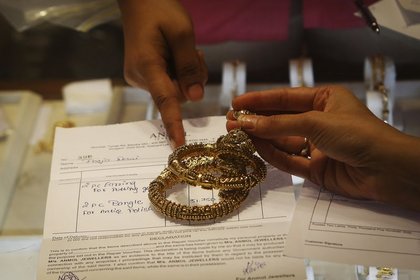 Hindistan'da altın talebi düşüyor