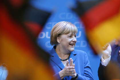 Merkel yeniden Almanya'nın başında
