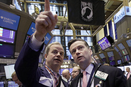 Borç limiti krizi New York Borsası'nı korkutamadı