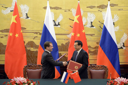 Çin ve Rusya 21 alanda anlaşma imzaladı