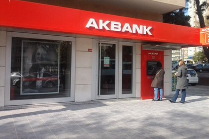 Akbank 2.4 milyar lira kar açıkladı