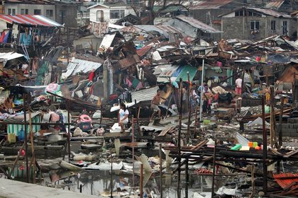 Haiyan tayfununda bilanço artıyor: 1,774 ölü