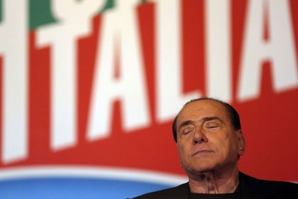 Berlusconi parlamento dışı kaldı