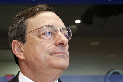 Draghi euroyu korumayı sürdürüyor