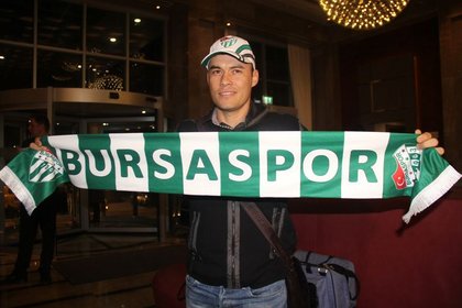 Bursaspor'un yeni transferi Caja Bursa'ya geldi