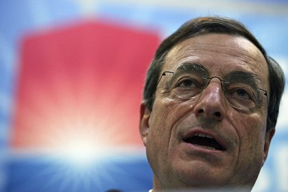 Draghi: Euro Bölgesi'nde deflasyon riski sınırlı