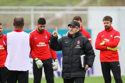 Trabzonspor'dan ayrılan Akçay'dan veda mesajı