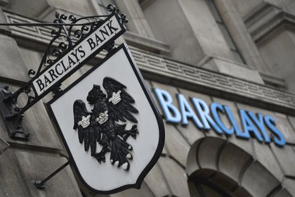 Barclays 2013'te beklentinin altında kâr açıkladı
