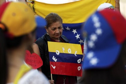 Venezuela muhalefet liderini tutukladı
