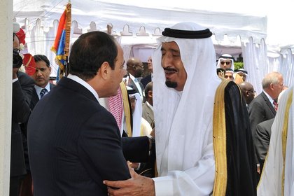 S. Arabistan ve Abu Dabi Mısır'da Sisi'ye destek veriyor