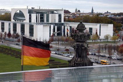 Almanya'da iş dünyası güveni beklenenden çok geriledi