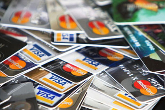 Kredi kartı sayısı bir yılda 600 bin arttı