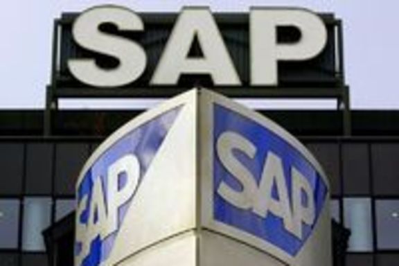 SAP yıllık kar tahminini düşürdü