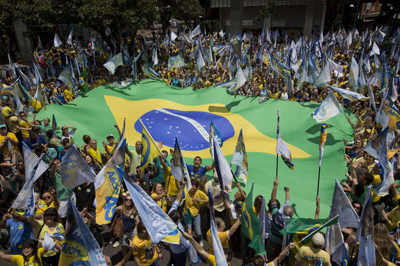 Brezilya MB’den sürpriz faiz artırımı