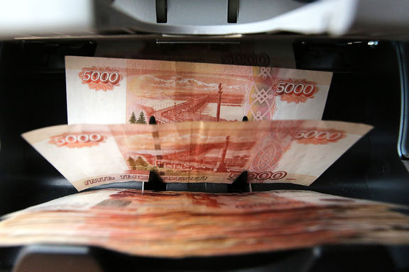 Rusya rubleye müdahale ediyor