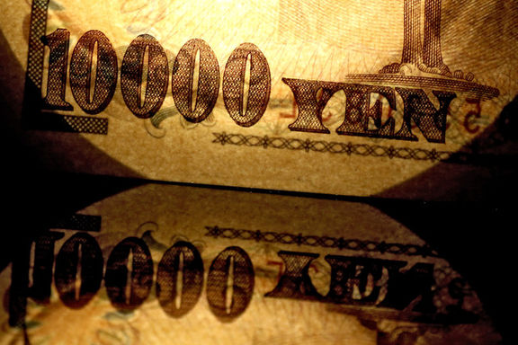 Yen düşüşü 3. güne taşıyor