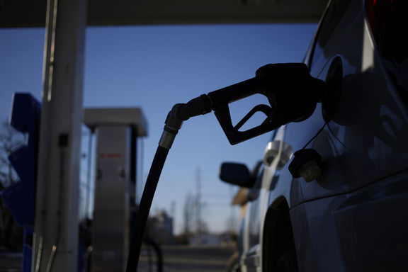 ABD'de sürücüler 6 yılın en ucuz benzinini kullanıyor
