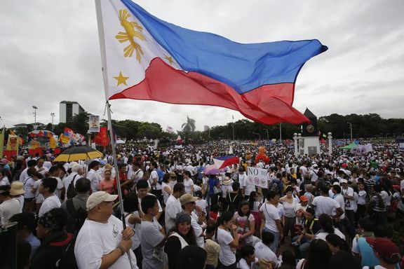 Filipin ekonomisinde büyüme tahminleri aştı