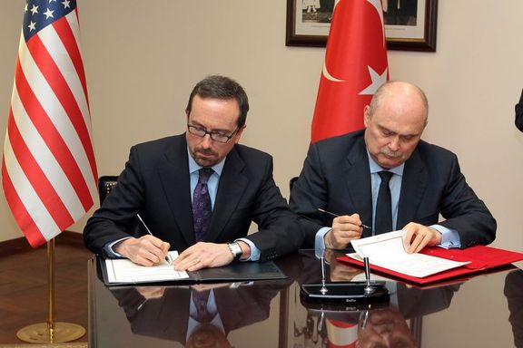 Türkiye ile ABD Suriyeli muhalifler için eğit-donat mutabakatı imzaladı